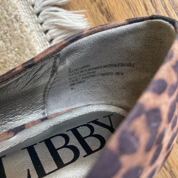 Sam & Libby Leopard Print Heels - Picture 4 of 9